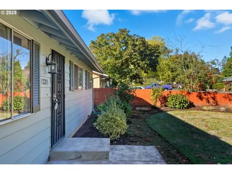 12215 NE 3rd Street Vancouver WA 98684