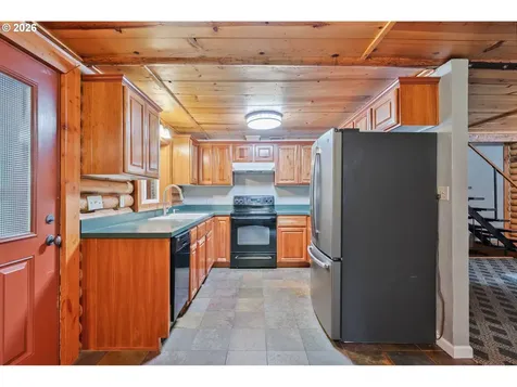171 Lenora Lane Kelso WA 98626