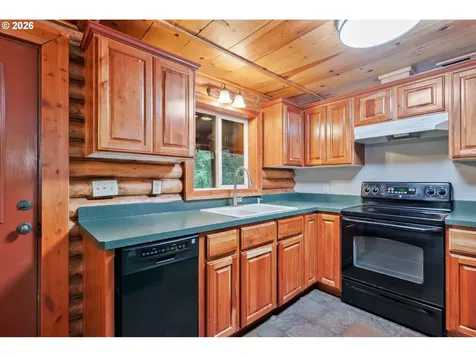 171 Lenora Lane Kelso WA 98626