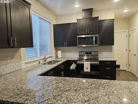 12915 NE 104th Street Vancouver WA 98682