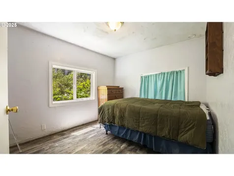 89298 Sutton Lake Drive Florence OR 97439