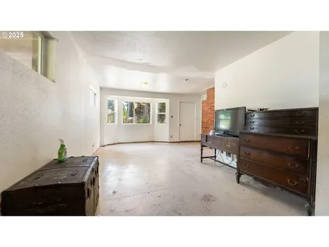 89298 Sutton Lake Drive Florence OR 97439