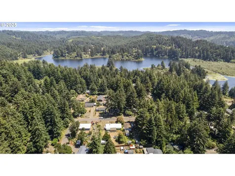 89298 Sutton Lake Drive Florence OR 97439