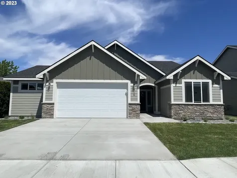 318 Sage Street Boardman OR 97818