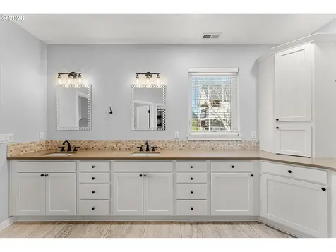 14857 S Sunterra Loop Oregon City OR 97045