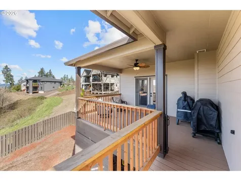 14857 S Sunterra Loop Oregon City OR 97045