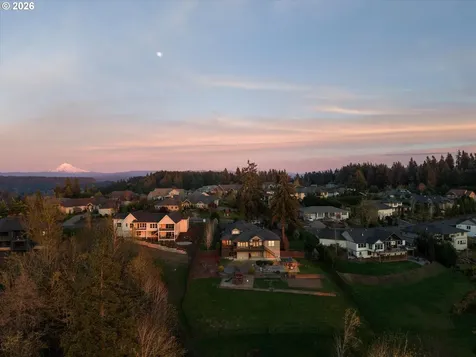 14857 S Sunterra Loop Oregon City OR 97045
