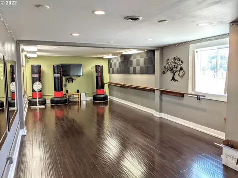 106 SW First Street Enterprise OR 97828