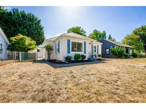 3705 F Street Vancouver WA 98663