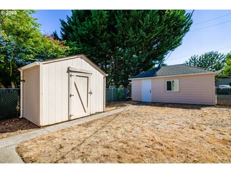 3705 F Street Vancouver WA 98663