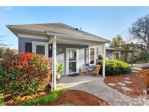 210 E Sherman Avenue Hood River OR 97031