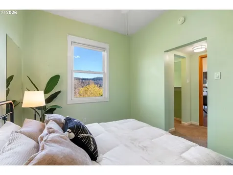 210 E Sherman Avenue Hood River OR 97031