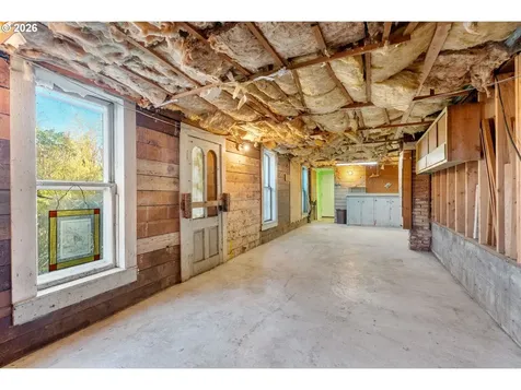 210 E Sherman Avenue Hood River OR 97031