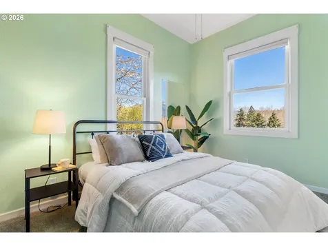 210 E Sherman Avenue Hood River OR 97031