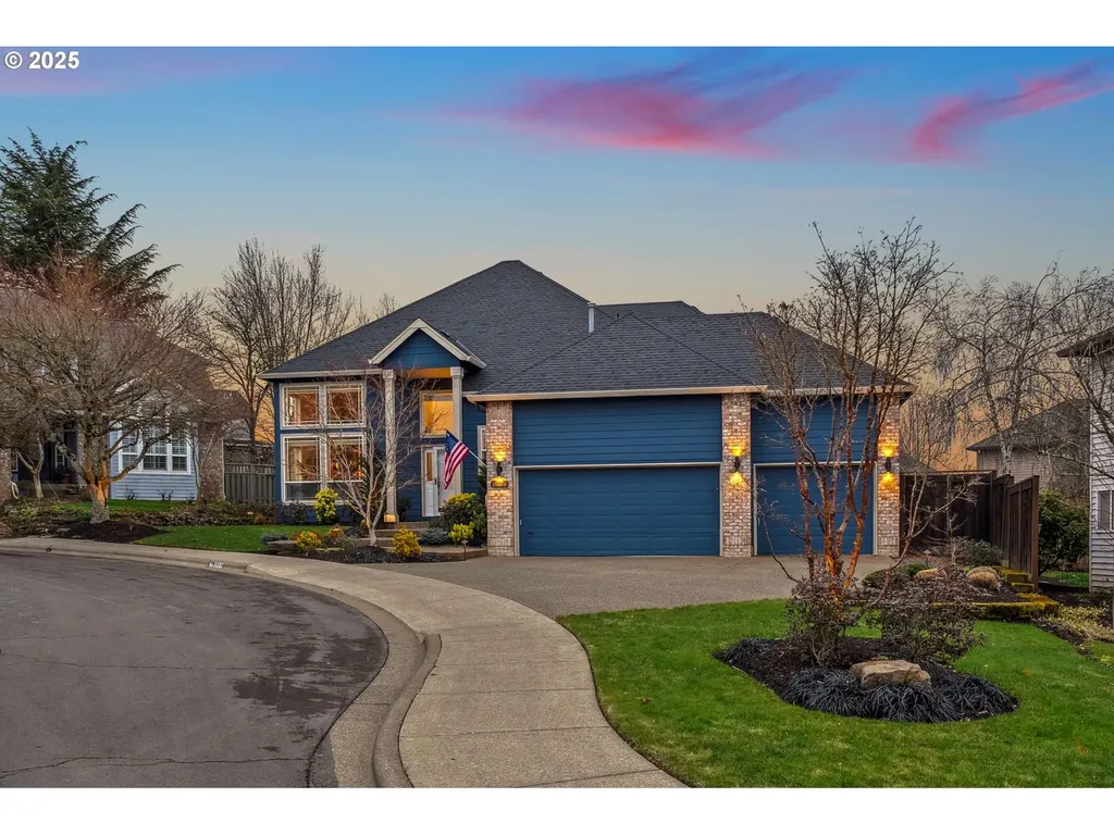 16389 SW Cromwell Court Portland OR 97223