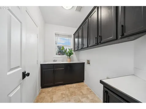 16389 SW Cromwell Court Portland OR 97223