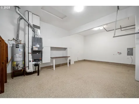 16389 SW Cromwell Court Portland OR 97223