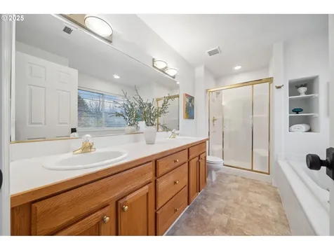 16389 SW Cromwell Court Portland OR 97223