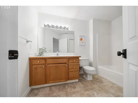16389 SW Cromwell Court Portland OR 97223