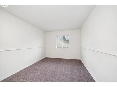 16389 SW Cromwell Court Portland OR 97223