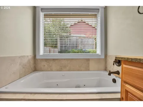2624 NE 55th Place Lincoln City OR 97367