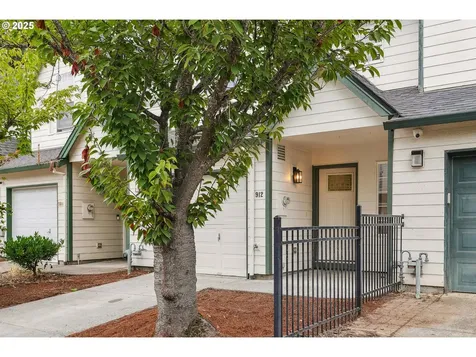 912 SE 193rd Avenue Portland OR 97233