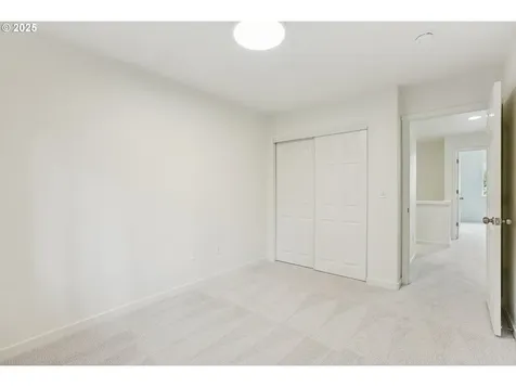 912 SE 193rd Avenue Portland OR 97233