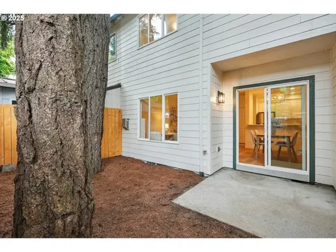 912 SE 193rd Avenue Portland OR 97233