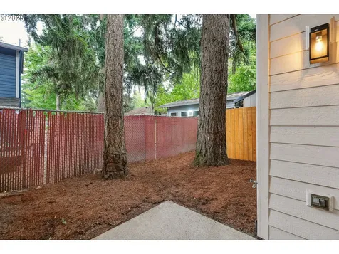 912 SE 193rd Avenue Portland OR 97233