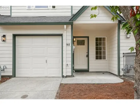 912 SE 193rd Avenue Portland OR 97233