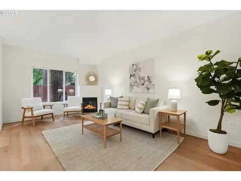 912 SE 193rd Avenue Portland OR 97233