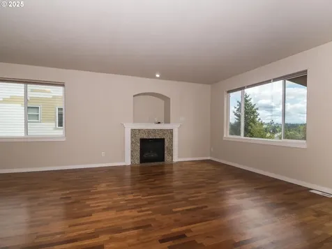 13052 SE Meadehill Avenue Happy Valley OR 97086