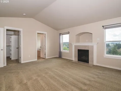 13052 SE Meadehill Avenue Happy Valley OR 97086