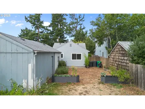 6320 SE 63rd Avenue Portland OR 97206