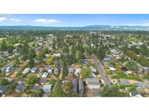 6320 SE 63rd Avenue Portland OR 97206