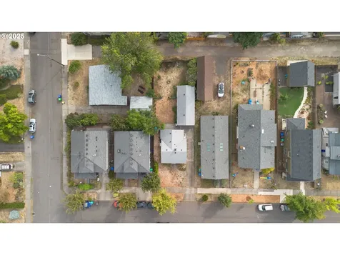 6320 SE 63rd Avenue Portland OR 97206