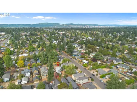 6320 SE 63rd Avenue Portland OR 97206