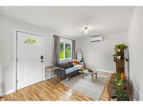 6320 SE 63rd Avenue Portland OR 97206