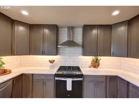 35692 Bella Ridge Loop Astoria OR 97103