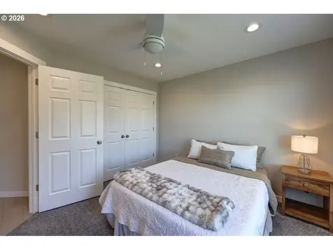 35692 Bella Ridge Loop Astoria OR 97103