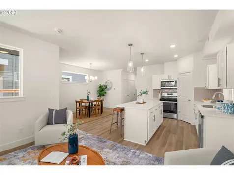 7327 SW Leonard Place Beaverton OR 97007