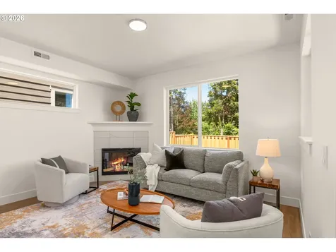 7327 SW Leonard Place Beaverton OR 97007