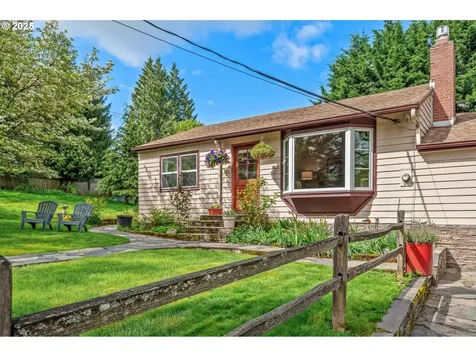 9253 SW 1st Avenue Portland OR 97219