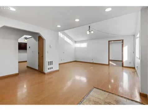 1217 NW 138th Street Vancouver WA 98685