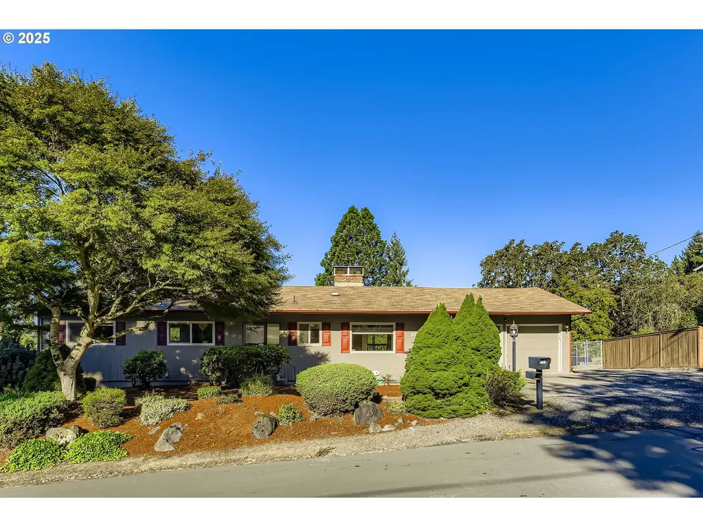 9335 SW 69th Avenue Portland OR 97223