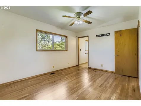 9335 SW 69th Avenue Portland OR 97223