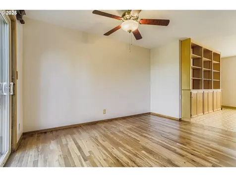 9335 SW 69th Avenue Portland OR 97223