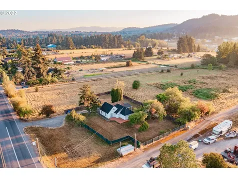 10022 SE 172nd Avenue Happy Valley OR 97086