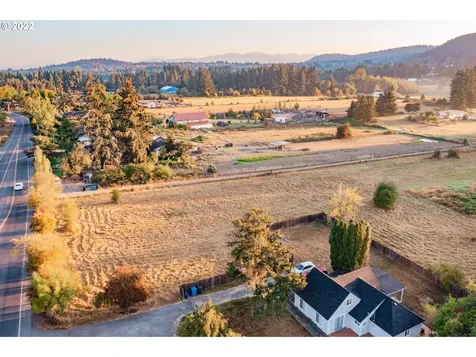10022 SE 172nd Avenue Happy Valley OR 97086