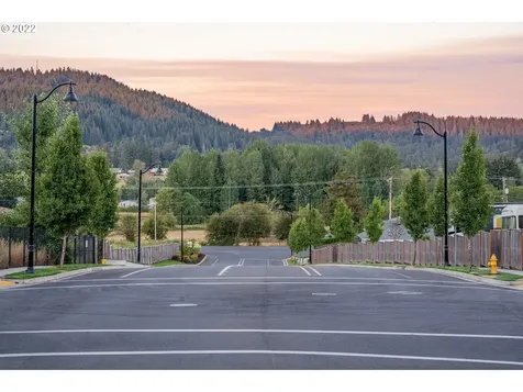 10022 SE 172nd Avenue Happy Valley OR 97086